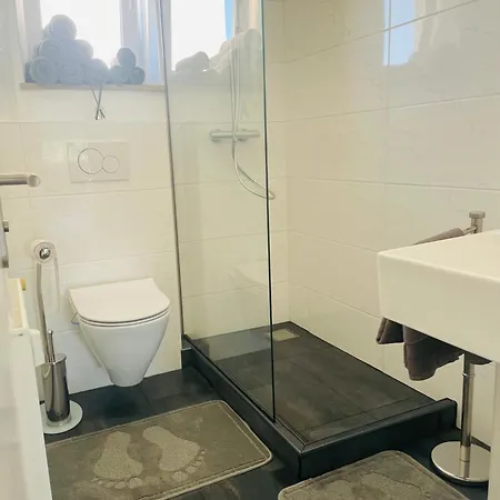 Apartment Schöne In Lengfeld, *